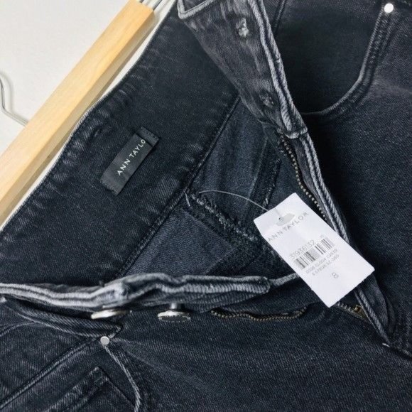 ANN TAYLOR The Straight Crop High Rise Jeans Size 8 - Picture 12 of 12